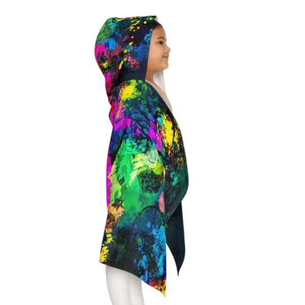 Vibrant Youth Hooded Towel for Pool and Beach Fun - Image 7