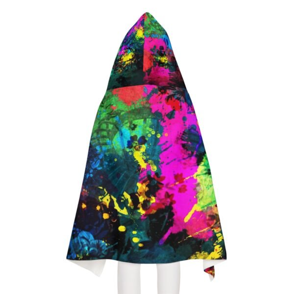 Vibrant Youth Hooded Towel for Pool and Beach Fun - Image 5