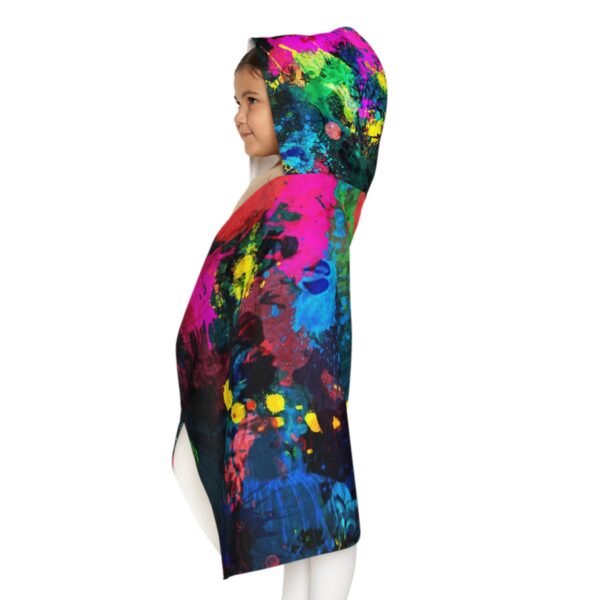 Vibrant Youth Hooded Towel for Pool and Beach Fun - Image 6