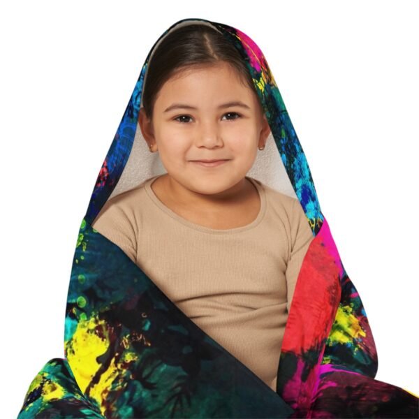 Vibrant Youth Hooded Towel for Pool and Beach Fun - Image 8